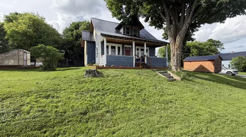 9 Hancock St, Caribou, ME 04736