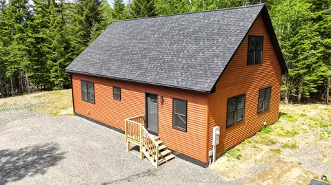 4 Barbara Ln, Rangeley, ME 04970