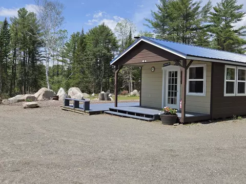22 Bear Mountain Rd, Fairfield, ME 04937