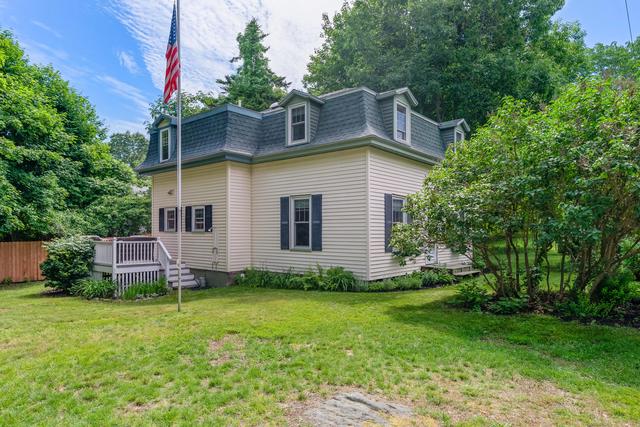28 Beach Ave, Long Island, ME 04050