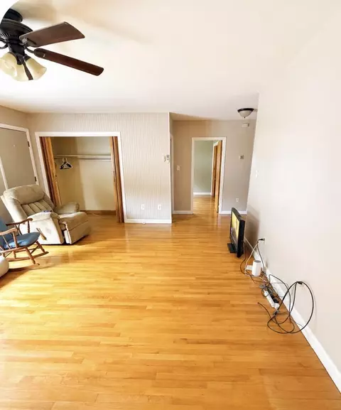 30 Ohio St, Millinocket, ME 04462 photo 5