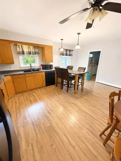 30 Ohio St, Millinocket, ME 04462 photo 3