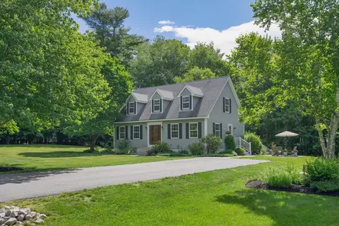 30 Birchwood Ter, North Yarmouth, ME 04097