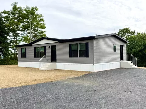 822 Main St, Vassalboro, ME 04989