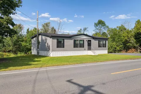 822 Main St, Vassalboro, ME 04989
