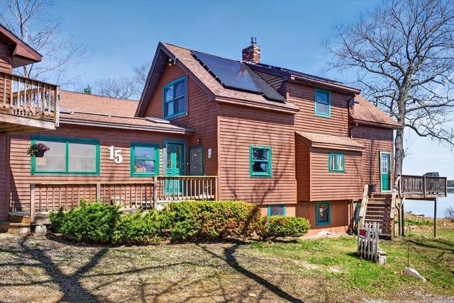 15 Marsh View Ln, Glenburn, ME 04401