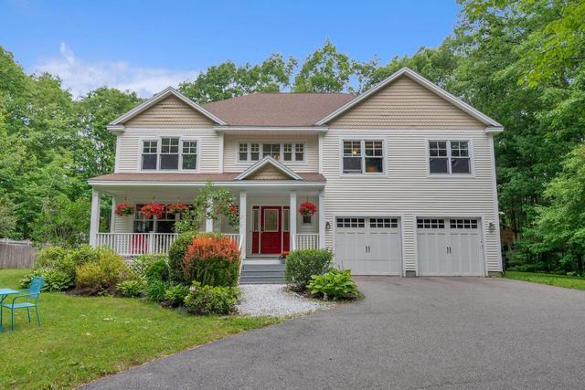 9 Fen Way, Kennebunk, ME 04043