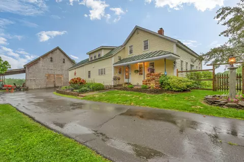 219 Middle Rd, Skowhegan, ME 04976