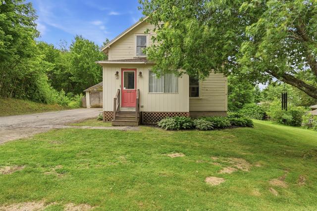 45 Pleasant St, Winthrop, ME 04364