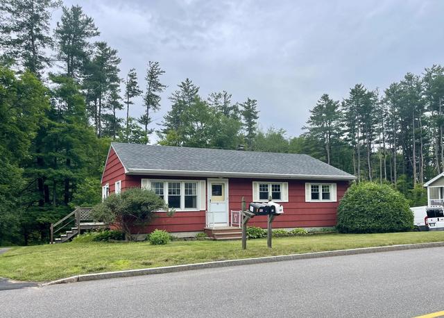 12 Dana Ave, Kittery, ME 03904