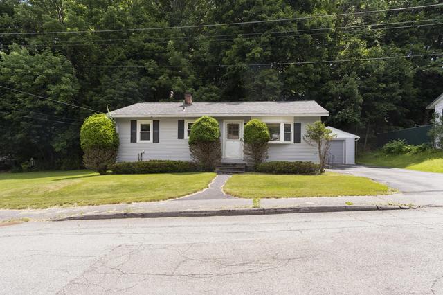 2 Dennis St, Augusta, ME 04330