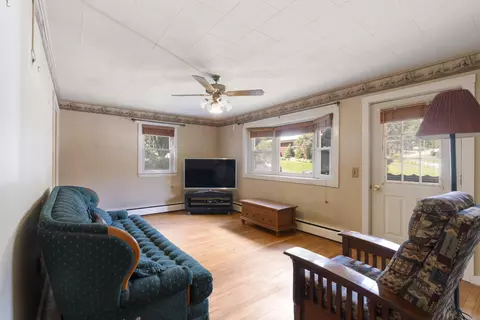 2 Dennis St, Augusta, ME 04330 photo 15