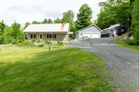 759 Jackson Pond Rd, Concord Twp, ME 04920