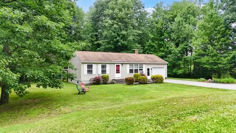 644 Townhouse Rd, Waterboro, ME 04030