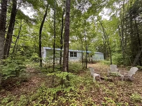 68 George Thomas Rd, New Sharon, ME 04955