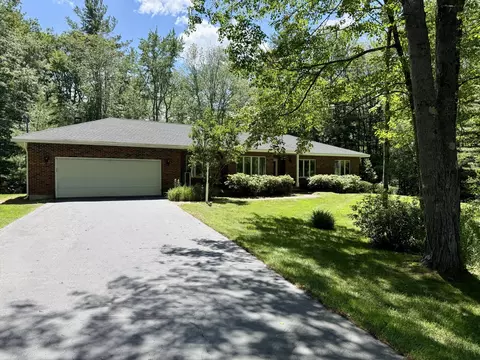 29 Rosewood Cir, Kennebunk, ME 04043