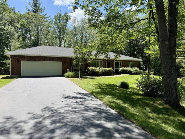 29 Rosewood Cir, Kennebunk, ME 04043