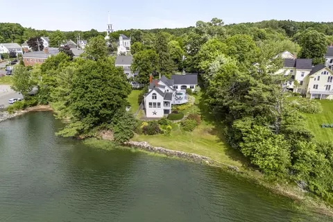19 Water St, Damariscotta, ME 04543