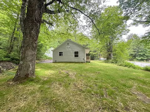 Exterior - 950 Main St, Wayne, ME 04284 photo 11 of 15