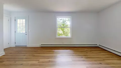 Living - 950 Main St, Wayne, ME 04284 photo 2 of 5