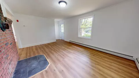 Living - 950 Main St, Wayne, ME 04284 photo 3 of 5