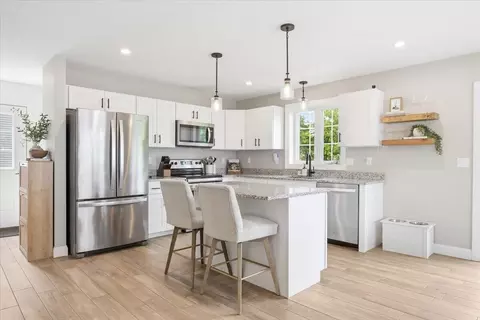 Kitchen - 11 Belvedere Dr, Windham, ME 04062 photo 2 of 4