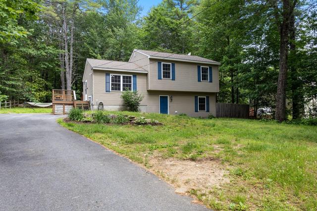 20 Swans Rd, Raymond, ME 04071