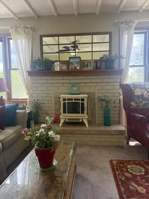 363 Mount Hope Ave, Bangor, ME 04401