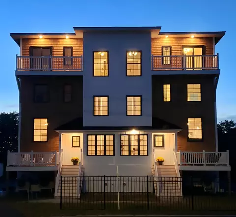 188 E Grand Ave #1, Old Orchard Beach, ME 04064