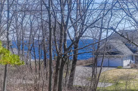 View/Area - 28 Ossipee Rd, Cape Neddick, ME 03902 photo 8 of 20