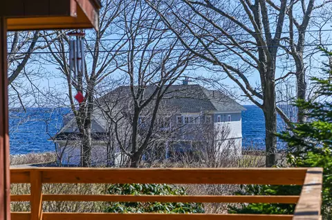 View/Area - 28 Ossipee Rd, Cape Neddick, ME 03902 photo 9 of 20