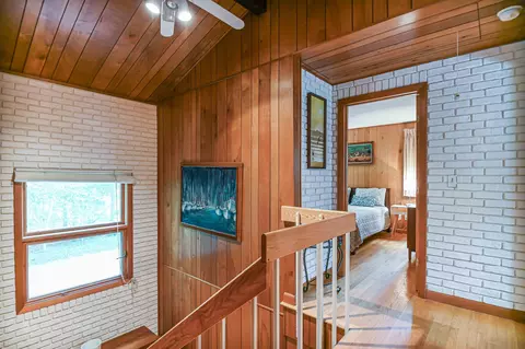 Entry Way - 28 Ossipee Rd, Cape Neddick, ME 03902 photo 1 of 3