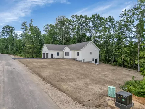 Exterior - 20 Eastern Ln, Standish, ME 04084 photo 5 of 10