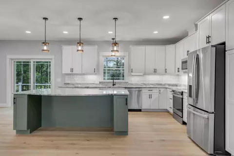Kitchen - 20 Eastern Ln, Standish, ME 04084 photo 2 of 7