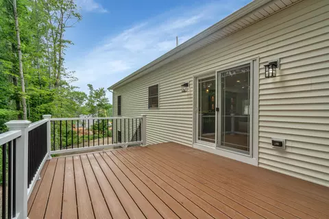 Exterior - 20 Eastern Ln, Standish, ME 04084 photo 10 of 10