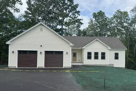 20 Eastern Ln, Standish, ME 04084
