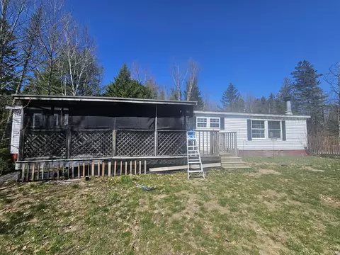 313 Hog Bay Rd, Franklin, ME 04634