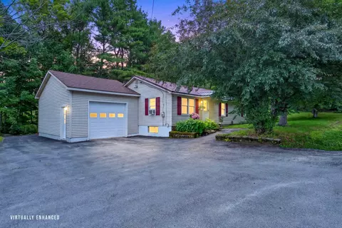 18 Granite Hill Rd, Manchester, ME 04351