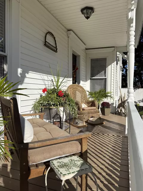 Exterior - 33 Union St, Bath, ME 04530 photo 1 of 9