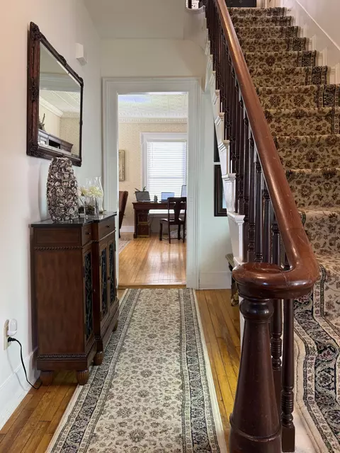 Entry Way - 33 Union St, Bath, ME 04530 photo 1 of 12