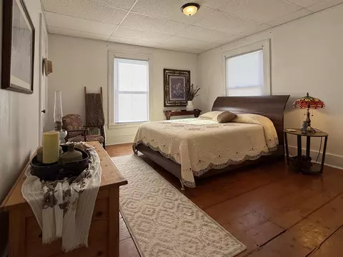 Bedroom - 33 Union St, Bath, ME 04530 photo 3 of 5