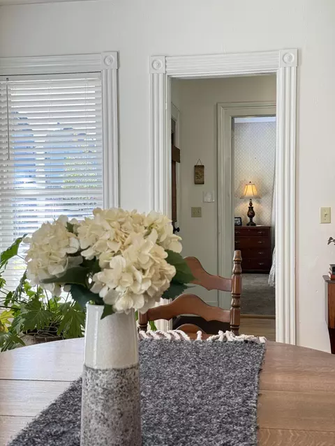 Dining - 33 Union St, Bath, ME 04530 photo 1 of 2