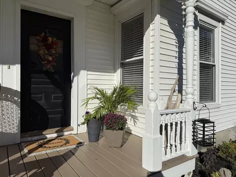 Exterior - 33 Union St, Bath, ME 04530 photo 5 of 9