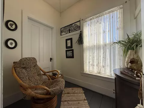 Entry Way - 33 Union St, Bath, ME 04530 photo 8 of 12