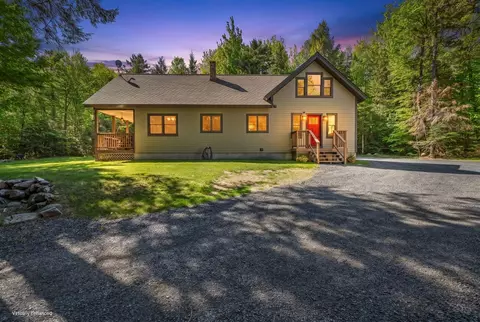 7 Pioneer Rd, Moosehead Junction Twp, ME 04441