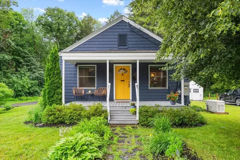 418 Auburn St, Portland, ME 04103