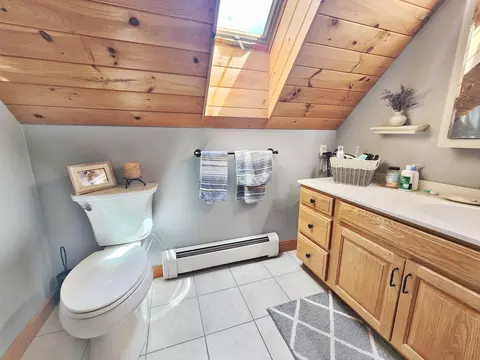 Bath - 27 Independence Dr, Windham, ME 04062 photo 1 of 4