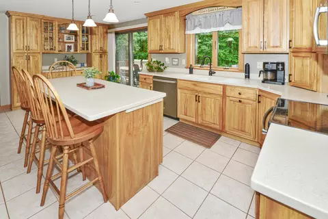 Kitchen - 27 Independence Dr, Windham, ME 04062 photo 7 of 10