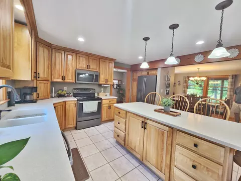 Kitchen - 27 Independence Dr, Windham, ME 04062 photo 2 of 10