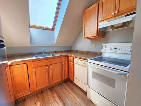 Kitchen - 27 Independence Dr, Windham, ME 04062 photo 10 of 10